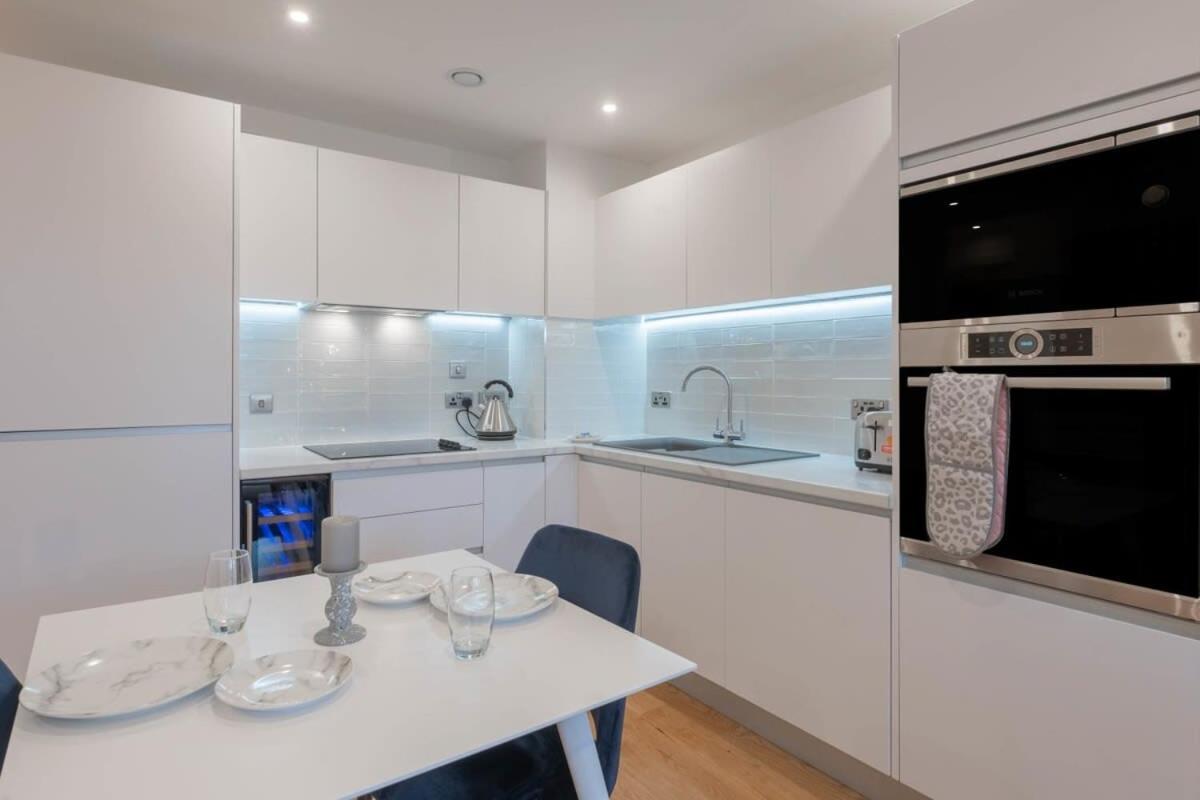 Lovely 1 Bedroom Apartment In Central Location Birmingham Exterior foto